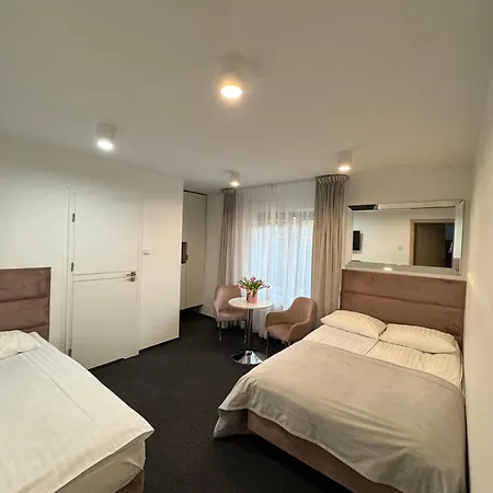 Viola Guest house